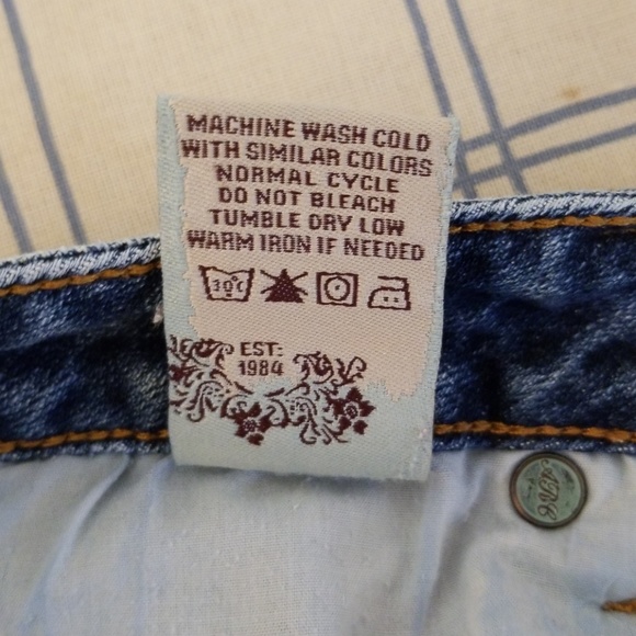 American Rag flare jeans - Picture 8 of 8